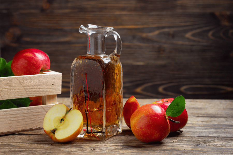 how does apple cider vinegar help with losing weight