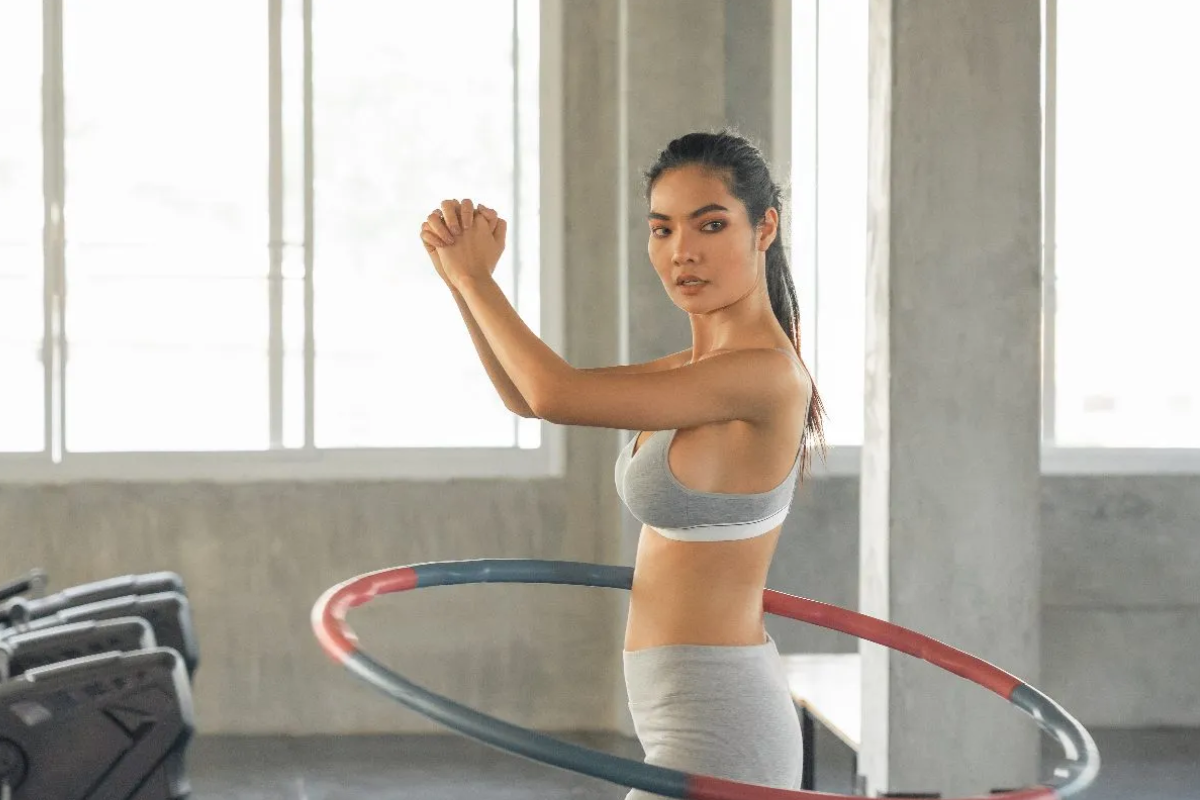 What Are the Fitness Benefits of a Hula Hoop?